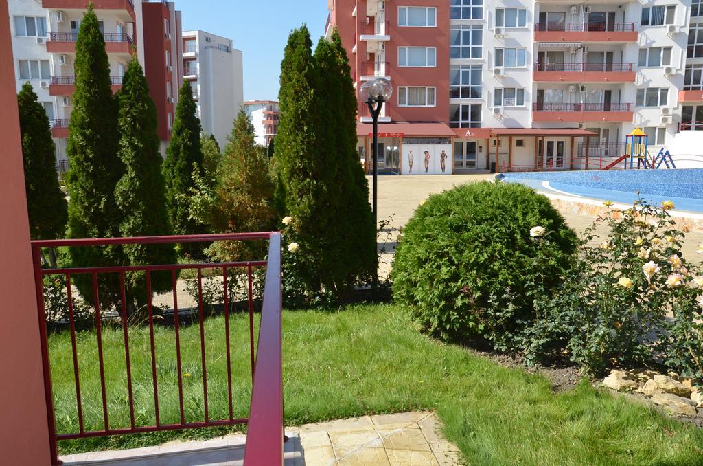Single Private Apartments In Marina View Fort Beach Sveti Vlas Exteriér fotografie