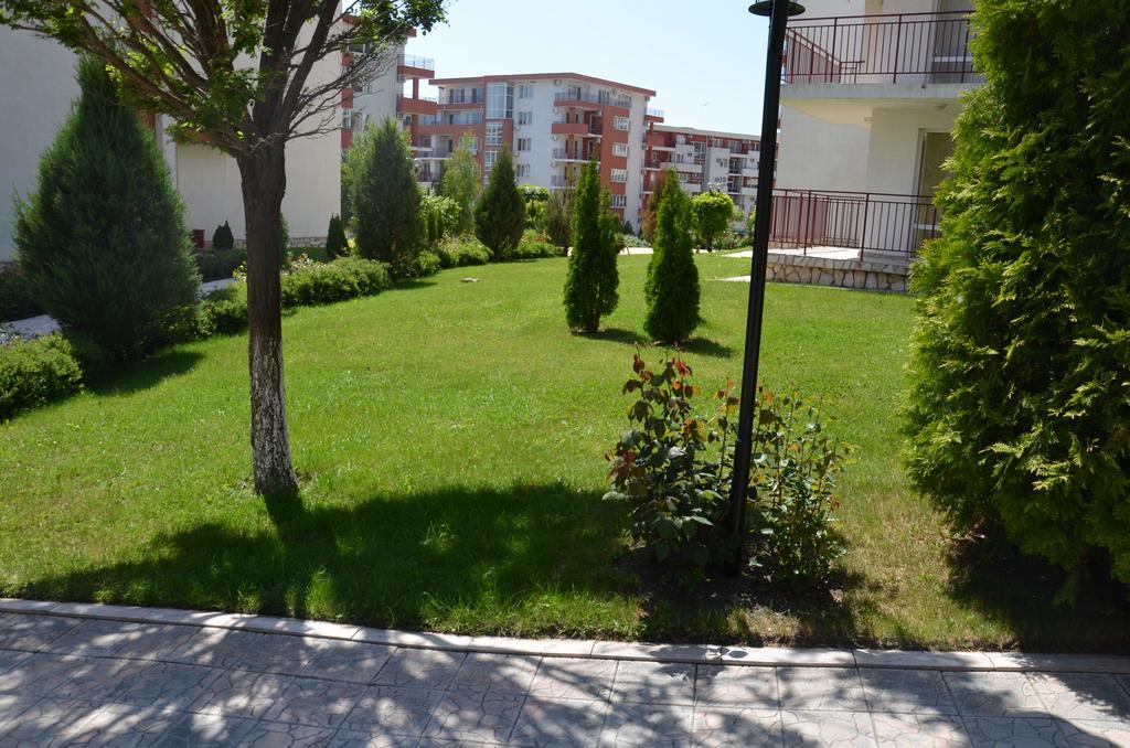 Single Private Apartments In Marina View Fort Beach Sveti Vlas Exteriér fotografie