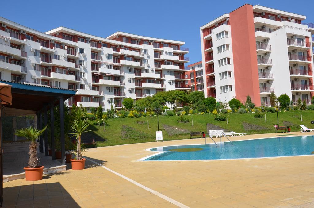 Single Private Apartments In Marina View Fort Beach Sveti Vlas Exteriér fotografie